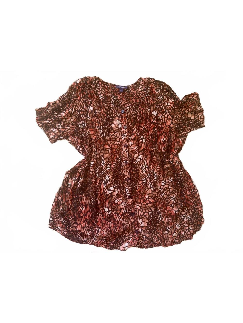 Lovely flowy Roamans top